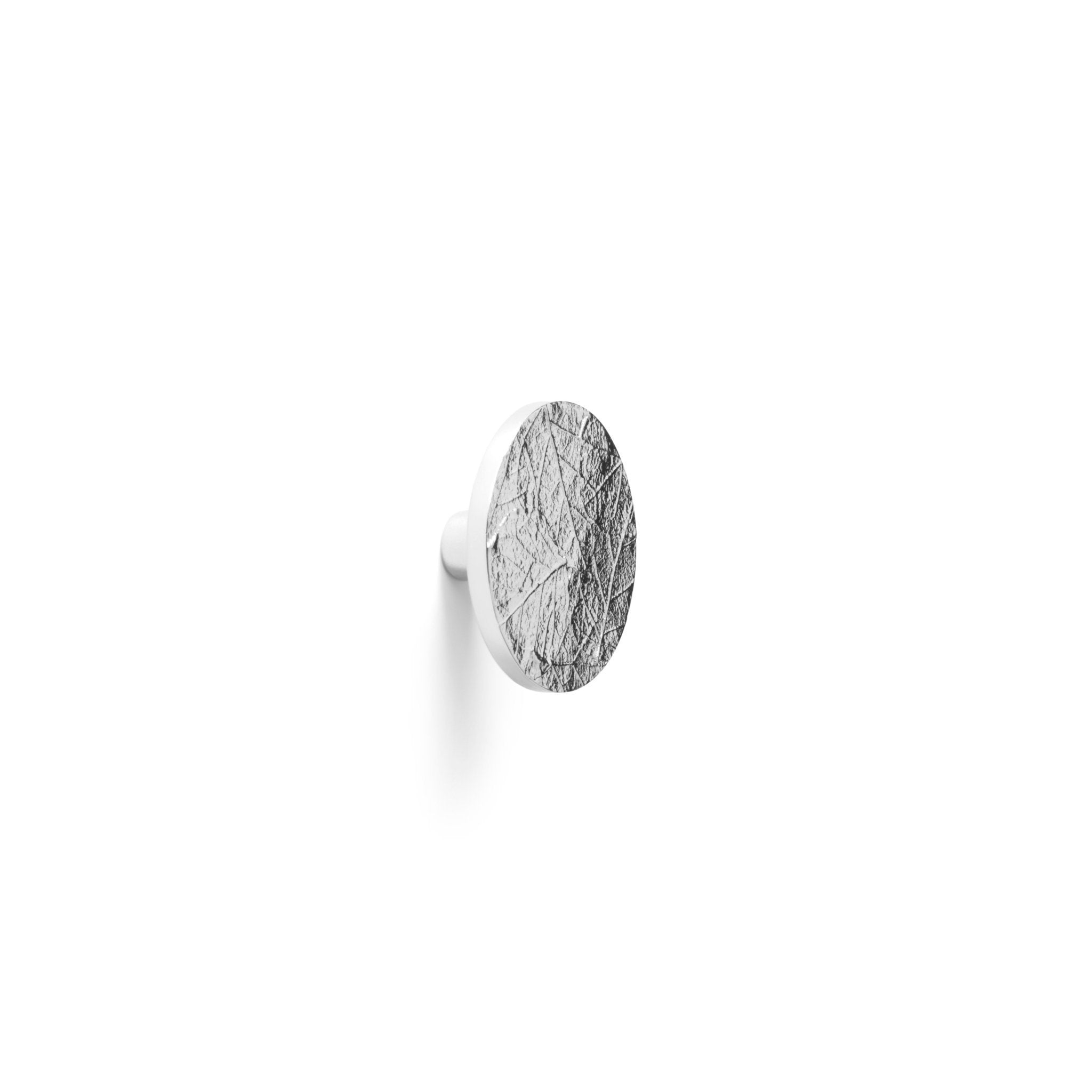 Michael Aram Forest Leaf Round Knob